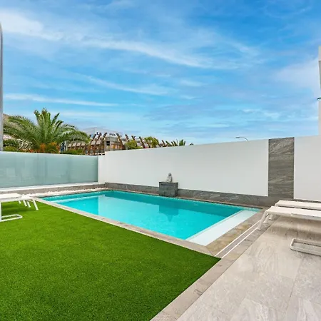 Karat Portofino 아데제